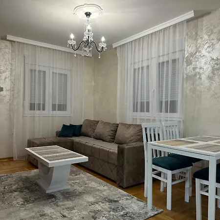 Apartment Port 3