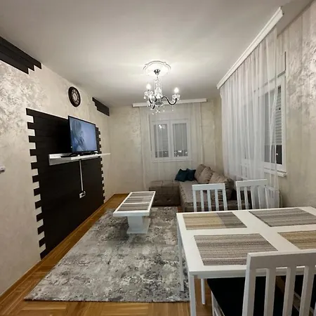 Apartment Port 3 *