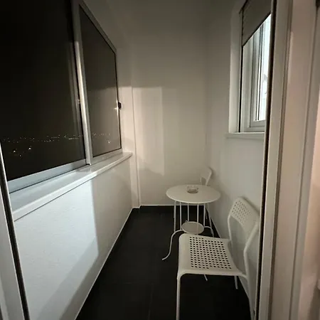 Port 3 Apartment *