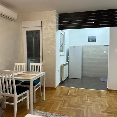 Port 3 Apartment Belgrade