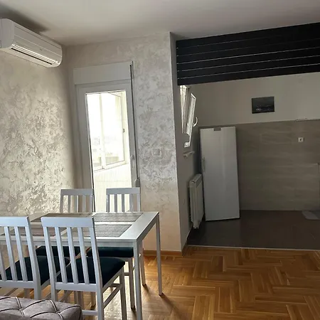 Port 3 Apartment Belgrade